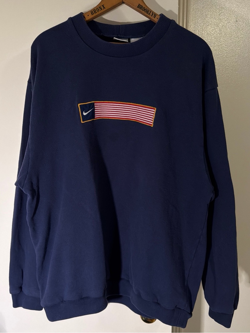 Vintage Nike Sweatshirt Size L Team USA Flag Patch Crewneck 90s 2000s Soccer